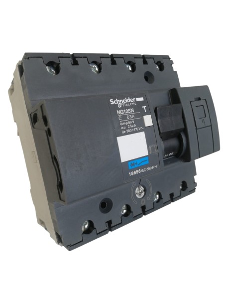Schneider 18656 circuit breaker ng125 4p 63a 25k curve c